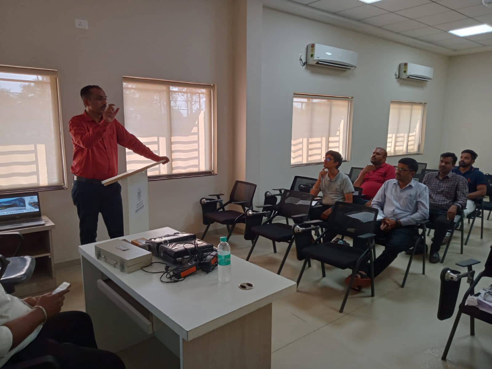 IINDT training session